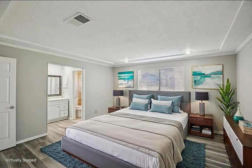 Building Photo - 3715 Wells Mark Dr