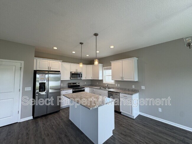 Building Photo - 8793 Elmont Cv
