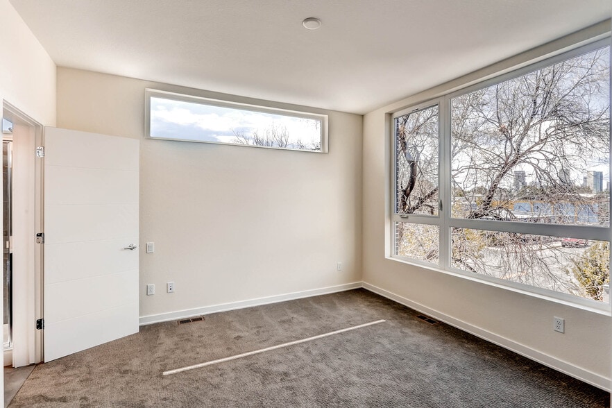 Building Photo - 3415 Larimer St