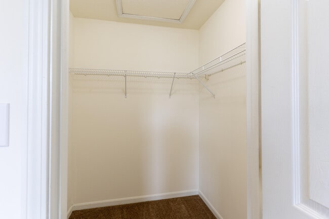 Building Photo - 5015 CARRIE RIDGE Dr