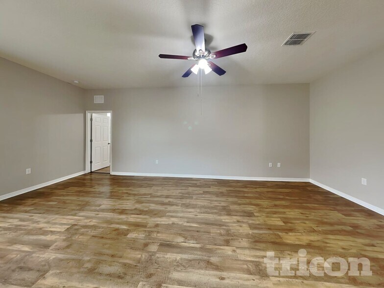 Building Photo - 158 Blackstone Creek Rd