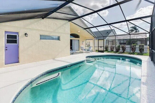 Building Photo - 768 Majesty Dr