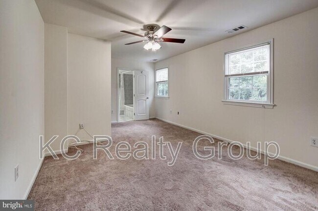 Building Photo - 13700 Pendleton St