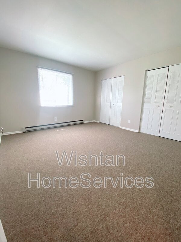 Building Photo - 202 Charleston Blvd