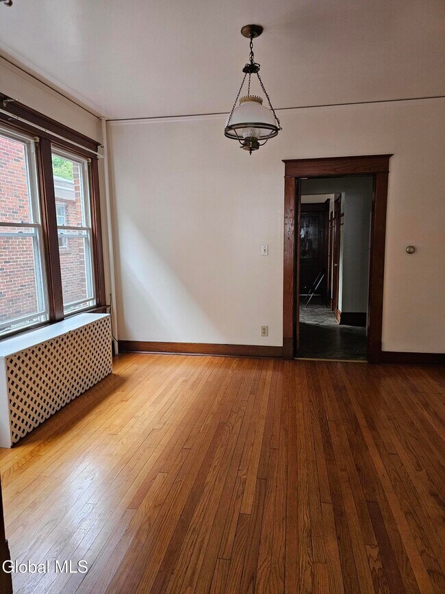 Building Photo - 28 Arcadia Ave