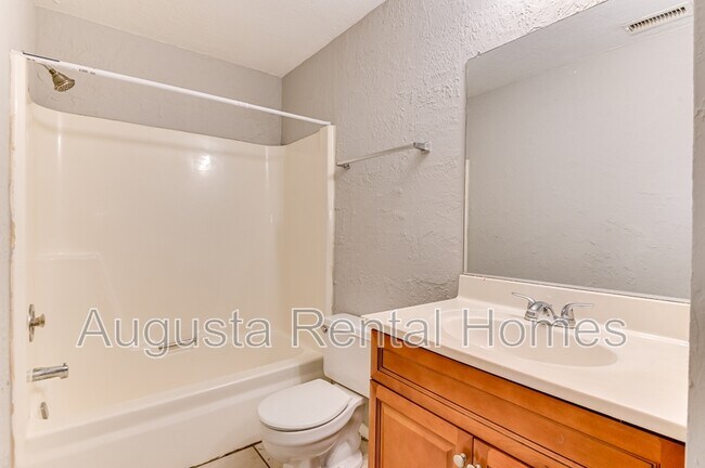 Building Photo - 2515 Center West Parkway - 2L