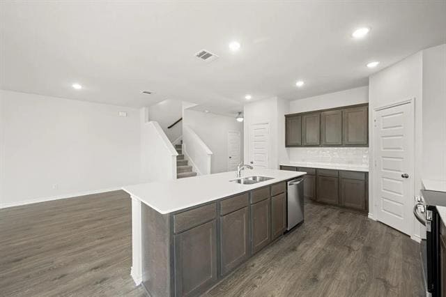 Building Photo - 402 Saddle Ln