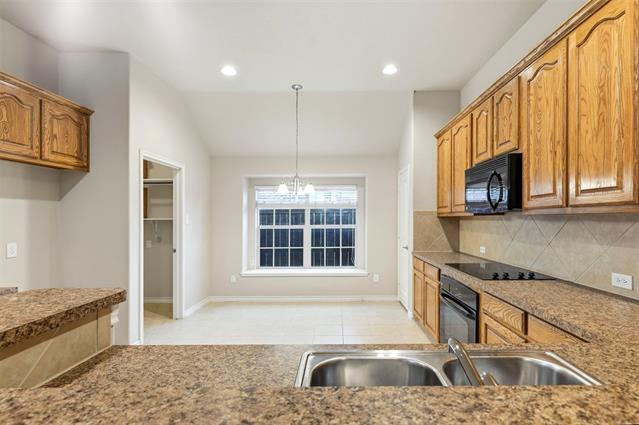 Building Photo - 5929 Chisholm Trl