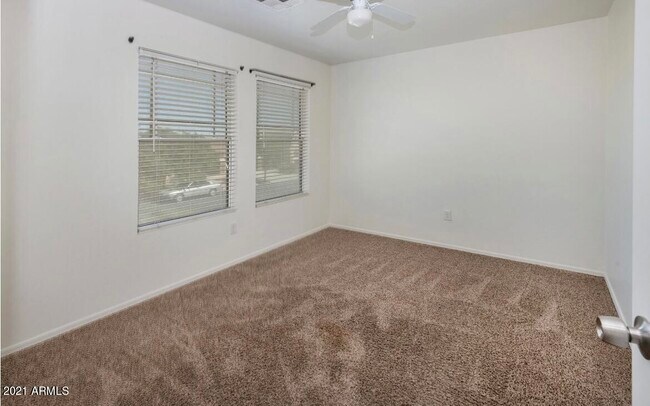 Building Photo - 12225 W Flanagan St