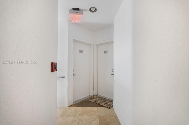Building Photo - 3915 Meridian Ave