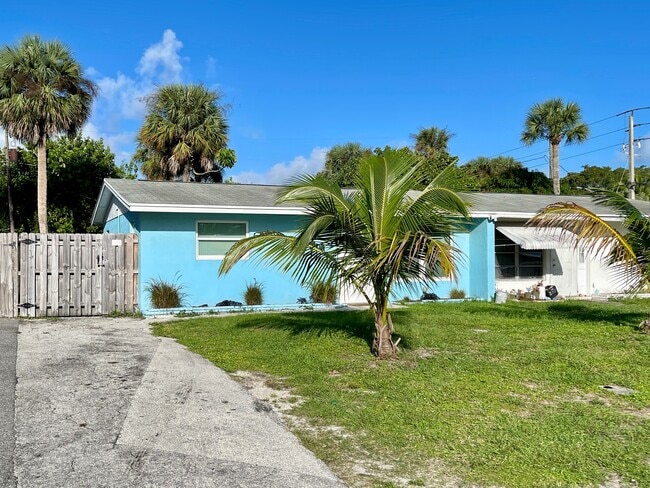Building Photo - 406 Robalo Ct