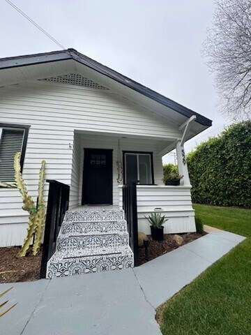 Building Photo - 529 Wentworth Ave