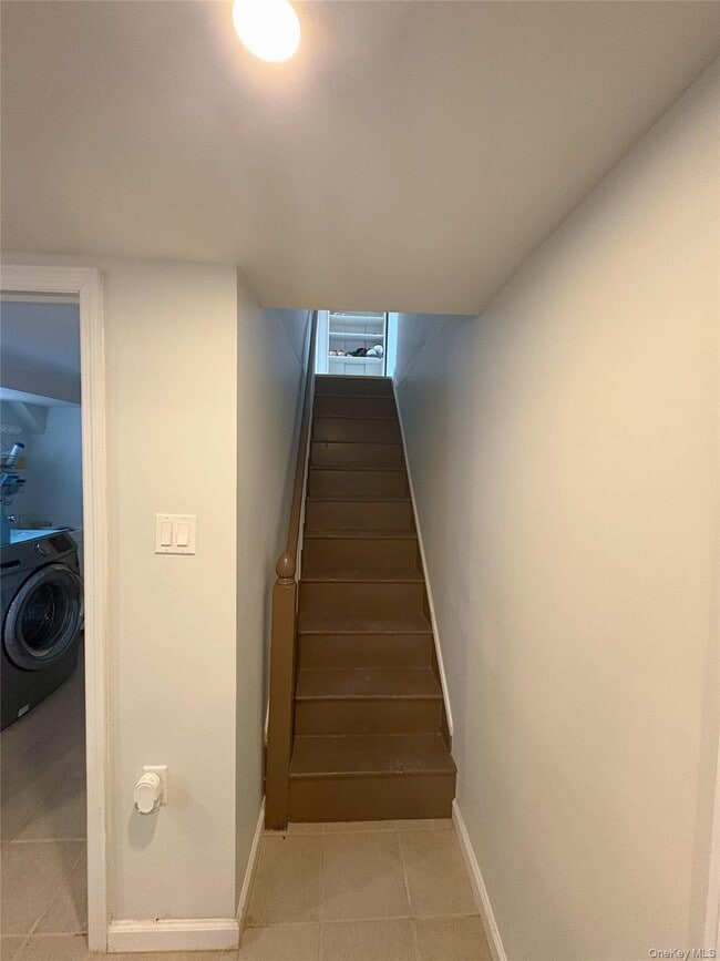 Building Photo - 58-36 Bell Blvd