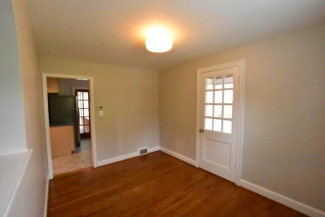 Building Photo - Fantastic 3BR Cape Cod near Downtown Silve...