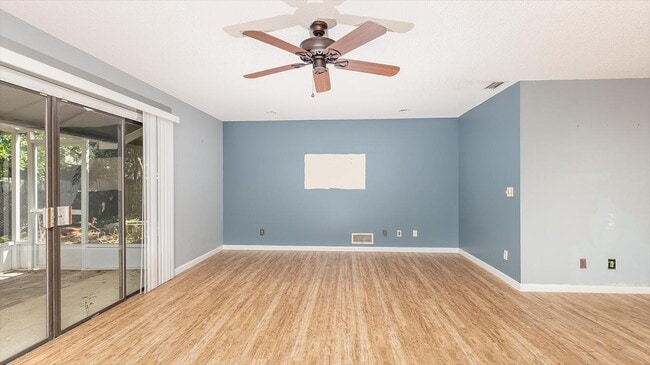 Building Photo - 161 Pine Cone Trail