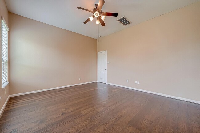 Building Photo - 21831 Mount Hunt Dr