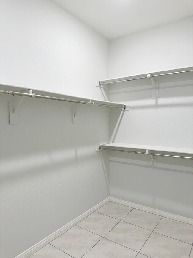 Building Photo - 11585 Salt Creek Ave