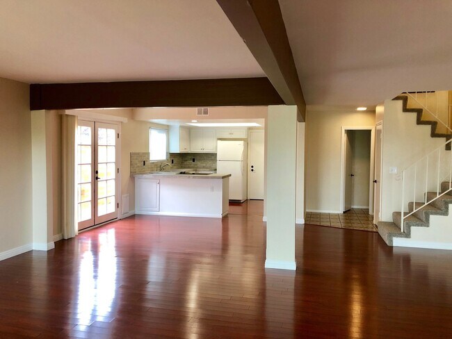 Building Photo - 31440 Club Vista Ln