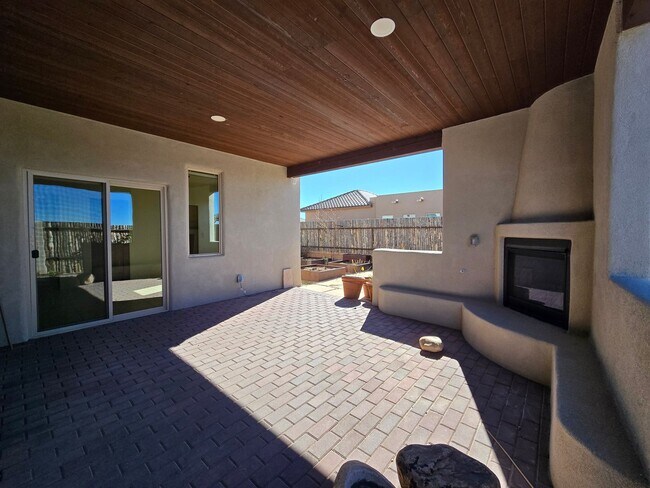 Building Photo - 12 Pinon Doblado