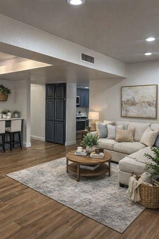 Building Photo - 2043 Chestnut Rd