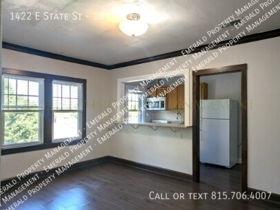 Building Photo - 1422 E State St