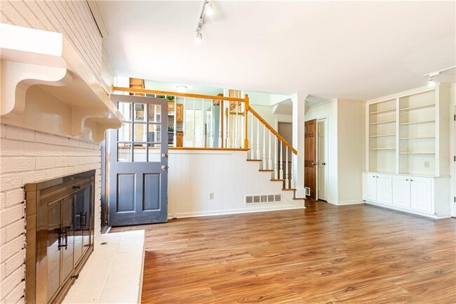 Building Photo - 5115 Vernon Ridge Dr