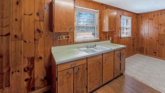 Building Photo - Cozy 3-Bedroom Home with Corner Lot in Rincon