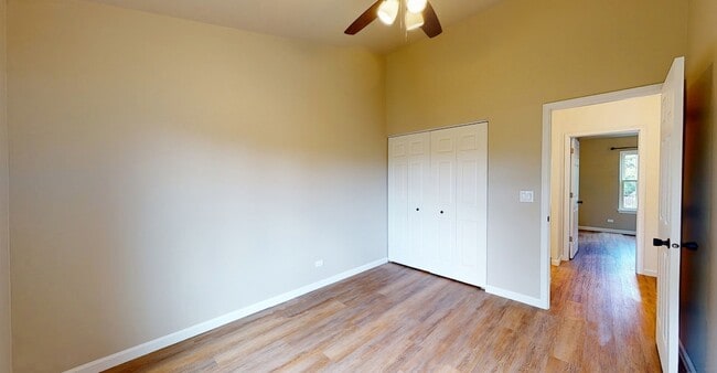 Building Photo - 1913 Barnhill Dr