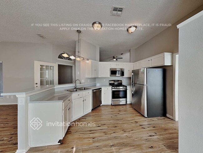 Building Photo - 4133 Scotland Dr