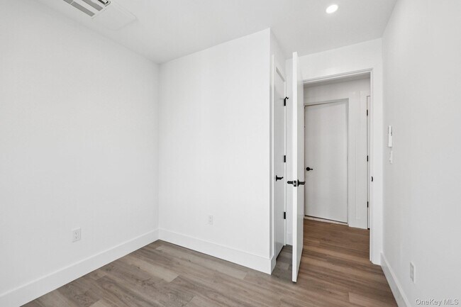 Building Photo - 325 Manville Rd