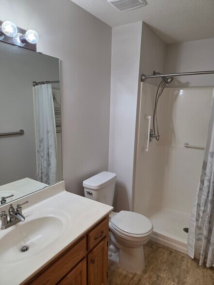 Building Photo - 4163 Beaver Dam Rd