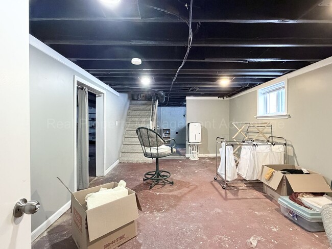 Building Photo - Updated Bungalow with Florida Room Near Downtown Ferndale