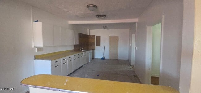 Building Photo - 10104 Socorro Rd