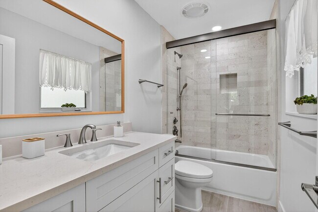 Building Photo - 1070 Marble Way