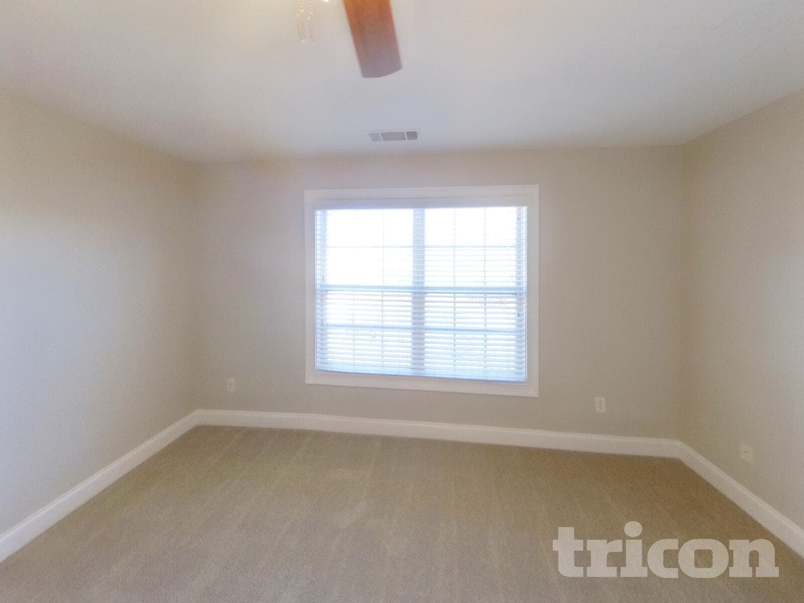 Building Photo - 1024 Eagles Brooke Dr