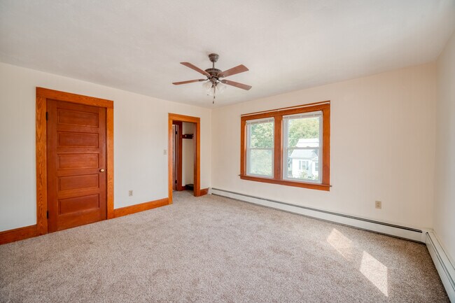 Building Photo - 41 Fairmount St
