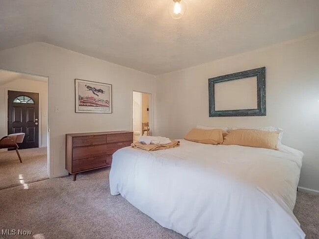 Building Photo - 3915 John Ave