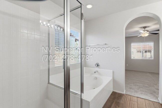 Building Photo - Henderson!!! Community: Cadence!! 4 Bedrooms!!! Bed & Full bath downstairs!! Loft/computer area u...