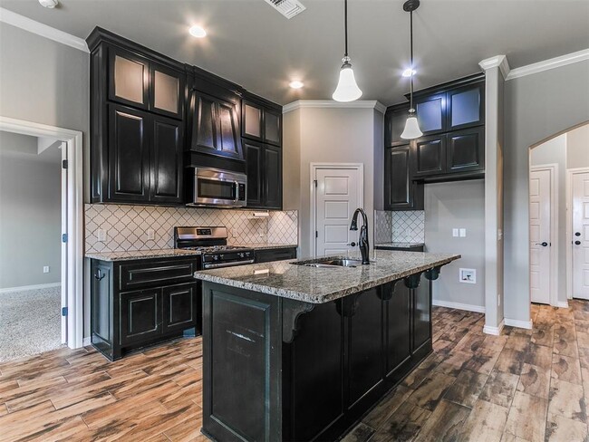 Building Photo - 4932 Wister Ln