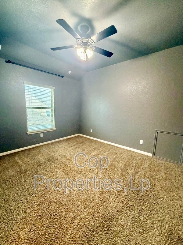 Building Photo - 8919 Olmstead Park