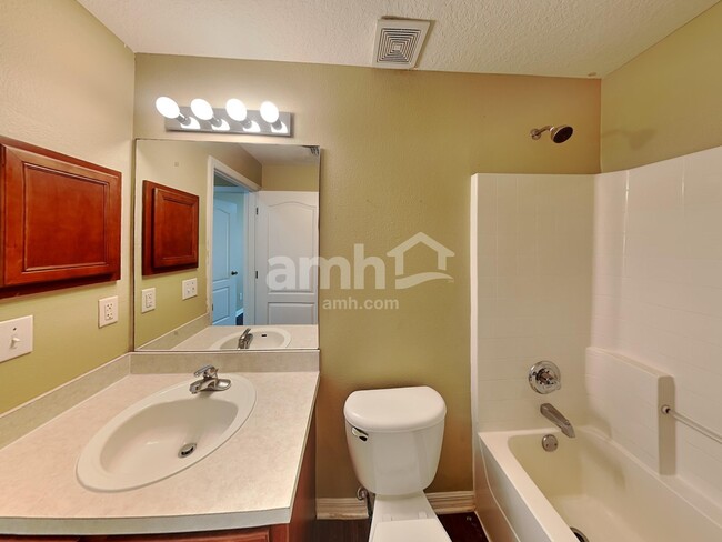 Building Photo - 1204 Mt McKinley Ct