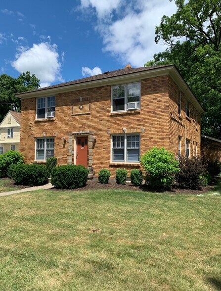 Front of home - 425 Lyon St NE