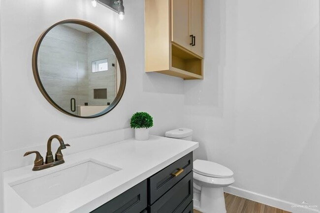 Building Photo - 12 Arboledas Dr