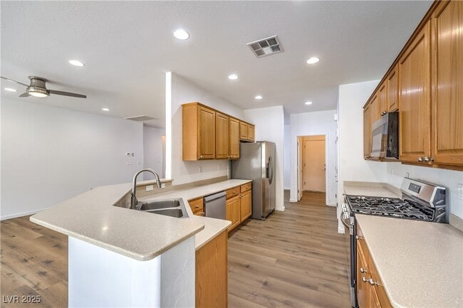 Building Photo - 2535 Jada Dr