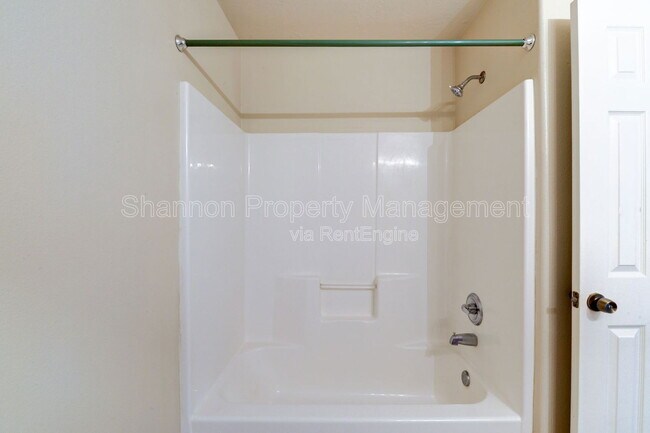 Building Photo - 9606 Ashville Dr