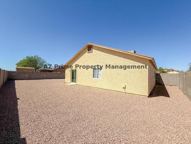 Building Photo - 11991 W Cabrillo Dr