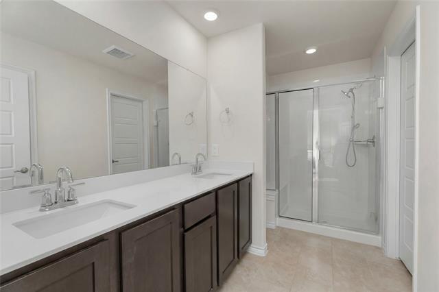 Building Photo - 222 Blue Hl Ln