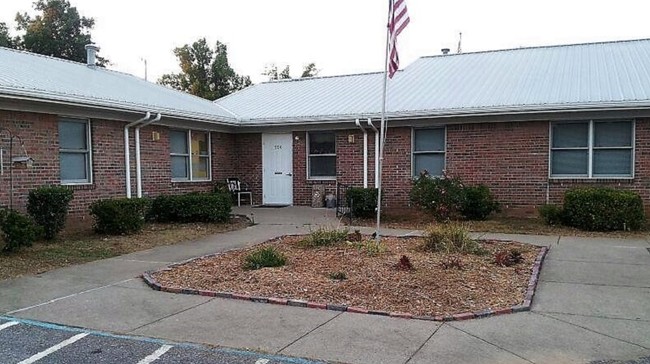 Primary Photo - Cumberland View Apartments