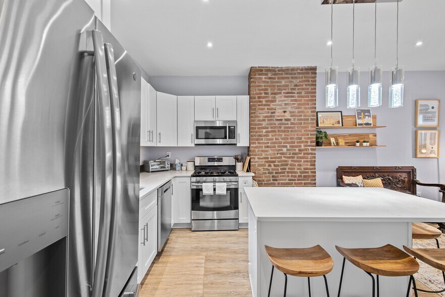 Building Photo - 3451 Denny St