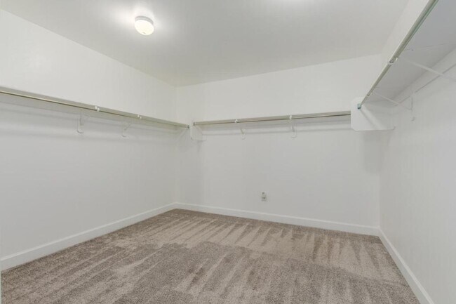 Building Photo - 6711 E Via Arroyo Largo